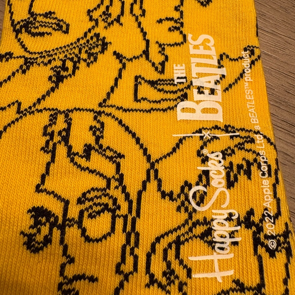Happy Socks - The Beatles Yellow/Black Sketch Men’s Socks 8-12 NWT